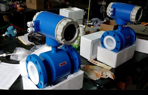 dn100電磁流量計產(chǎn)品圖