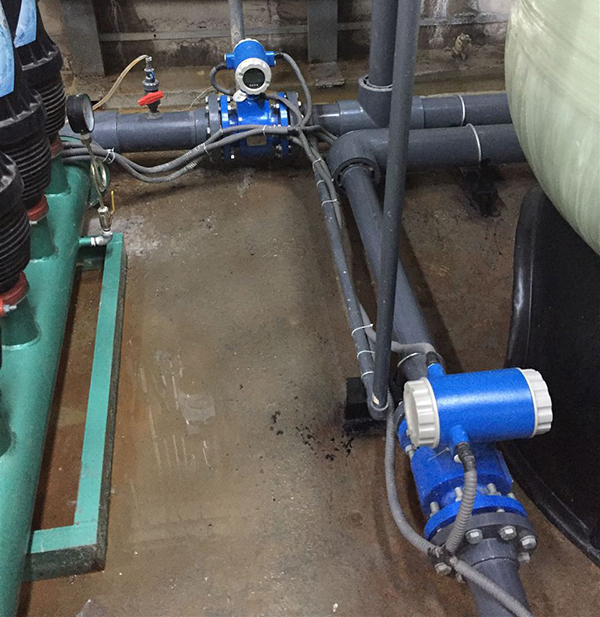 水廠(chǎng)流量計(jì)現(xiàn)場(chǎng)安裝使用圖